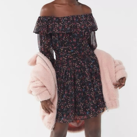 Urban Outfitters Elaine Floral Off-The-Shoulder Feminine Mini Dress, Size 0 - Picture 1 of 12